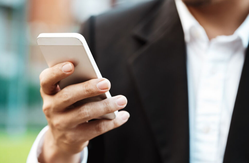 SMS de baja en la Seguridad Social Vs carta de despido